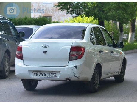 е879хс702, Lada (VAZ) 2190 Granta