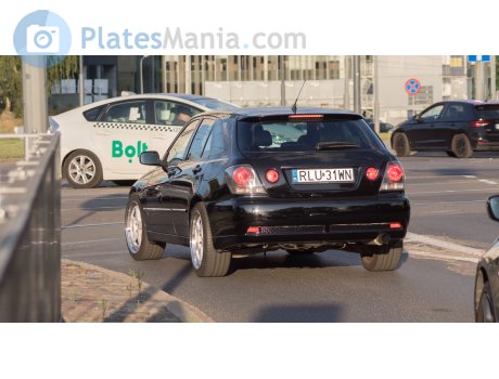 RLU 31WN, Lexus IS