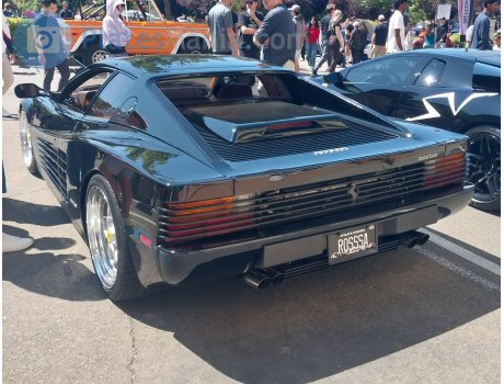ROSSSA, Ferrari Testarossa