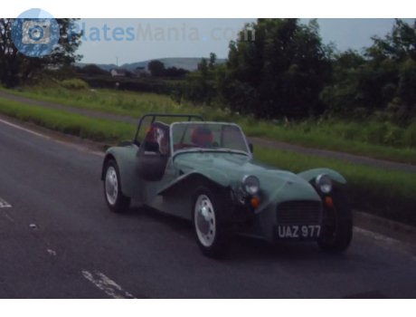 UAZ 977, Caterham Seven