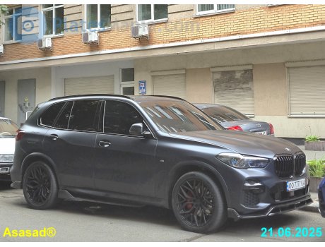 OO 7777 KA, BMW X5