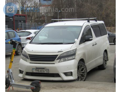 196 AEQ 12, Toyota Vellfire