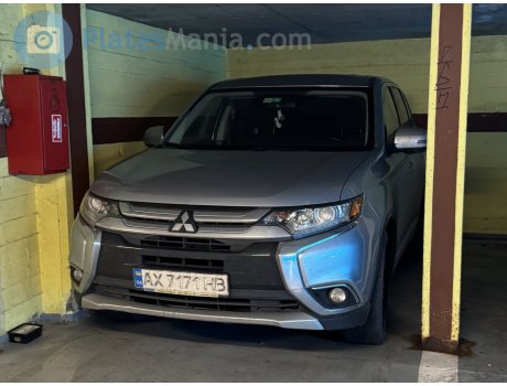 AX 7171 HB, Mitsubishi Outlander