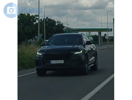 CE 0010 KK, Audi Q8