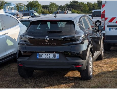 HC-362-JB, Renault Captur