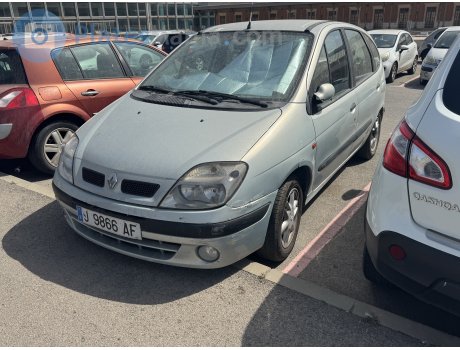 J 9866 AF, Renault Scénic