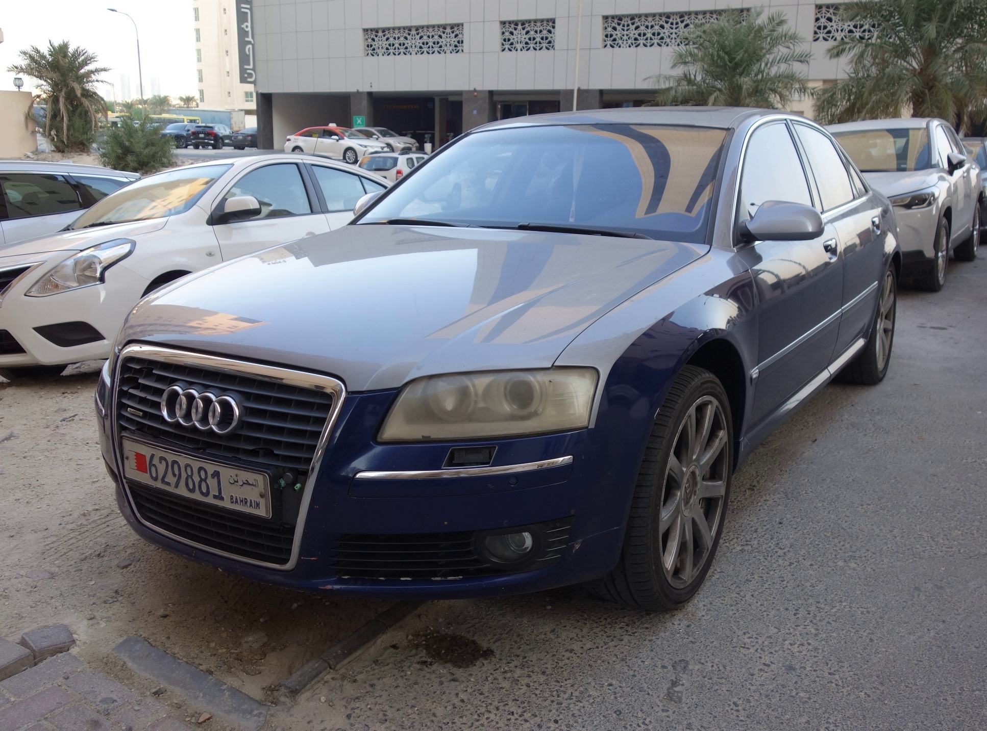 629881, Audi A8 2nd gen (D3/4E2/4E8), 2002–2010