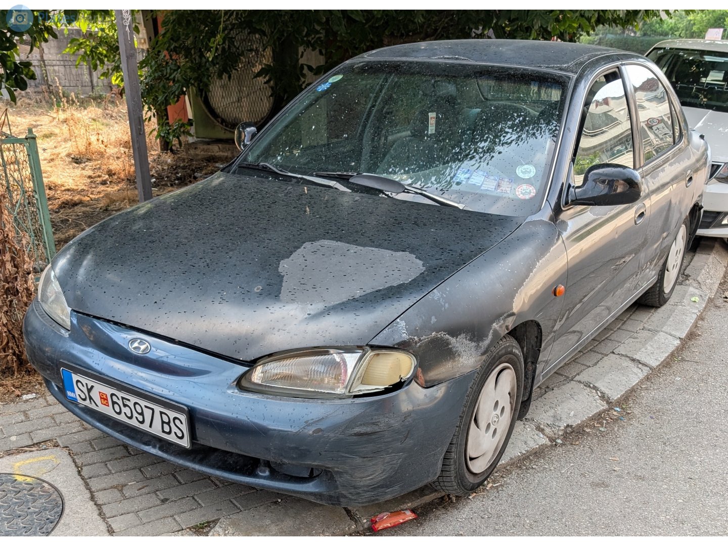 SK 6597 BS, Hyundai Elantra 2nd gen (J2) Sedan, 1995–1998