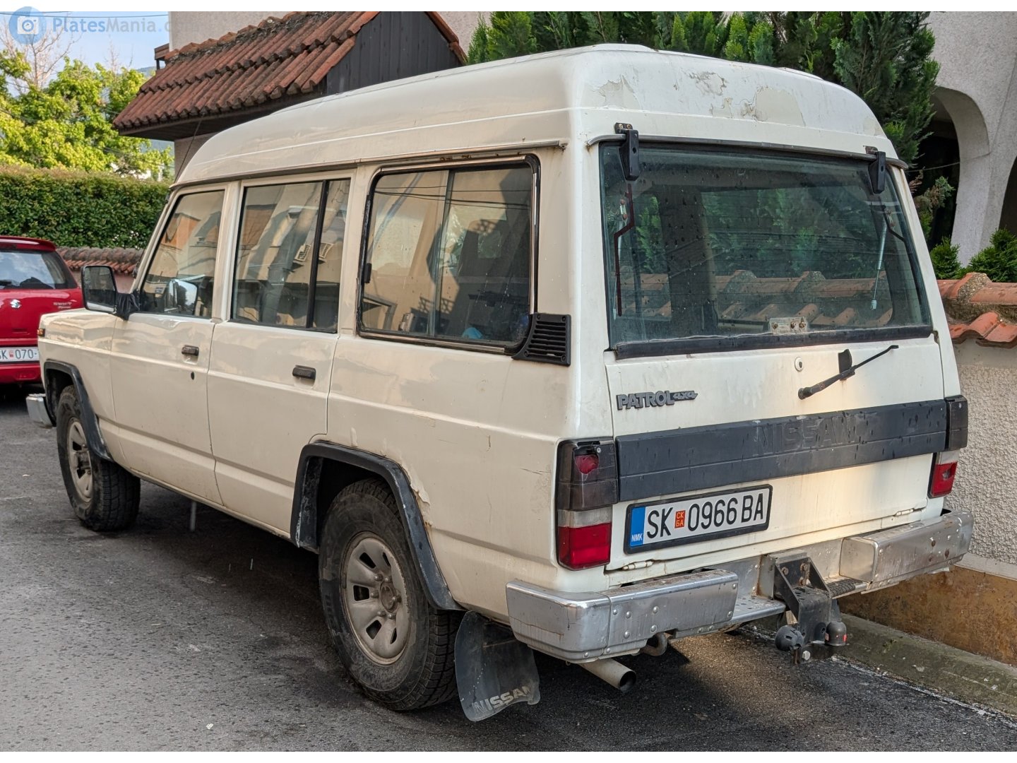 SK 0966 BA, Nissan Patrol 3rd gen 5-door SUV (160/260), 1980–2002