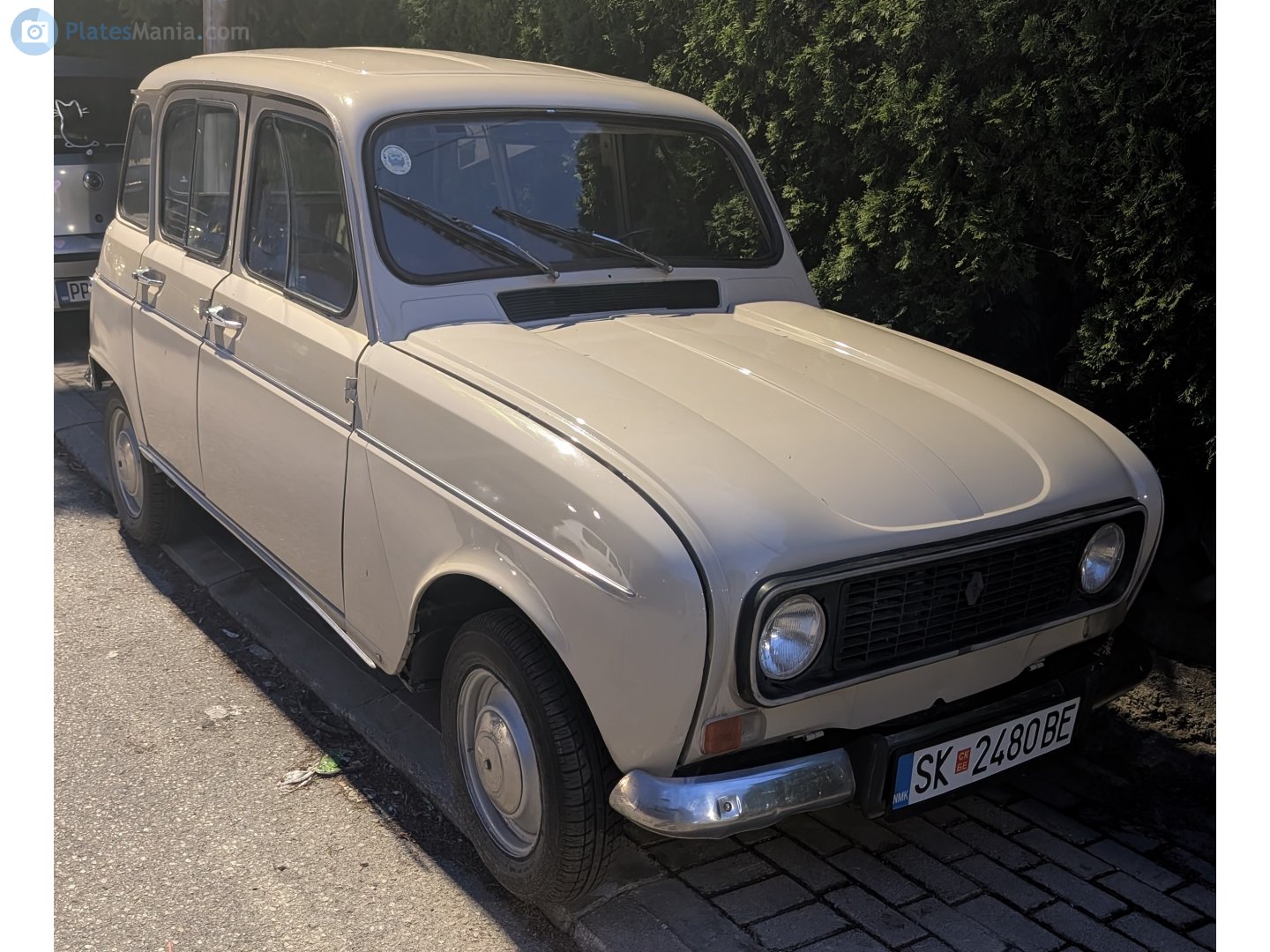 SK 2480 BE, Renault 4 1st gen Sedan/Hatch (112), 1961–1992