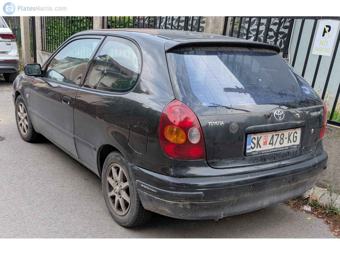 SK 478-KG, Toyota Corolla 8th gen 3-door Hatch (E110), 1997–2001
