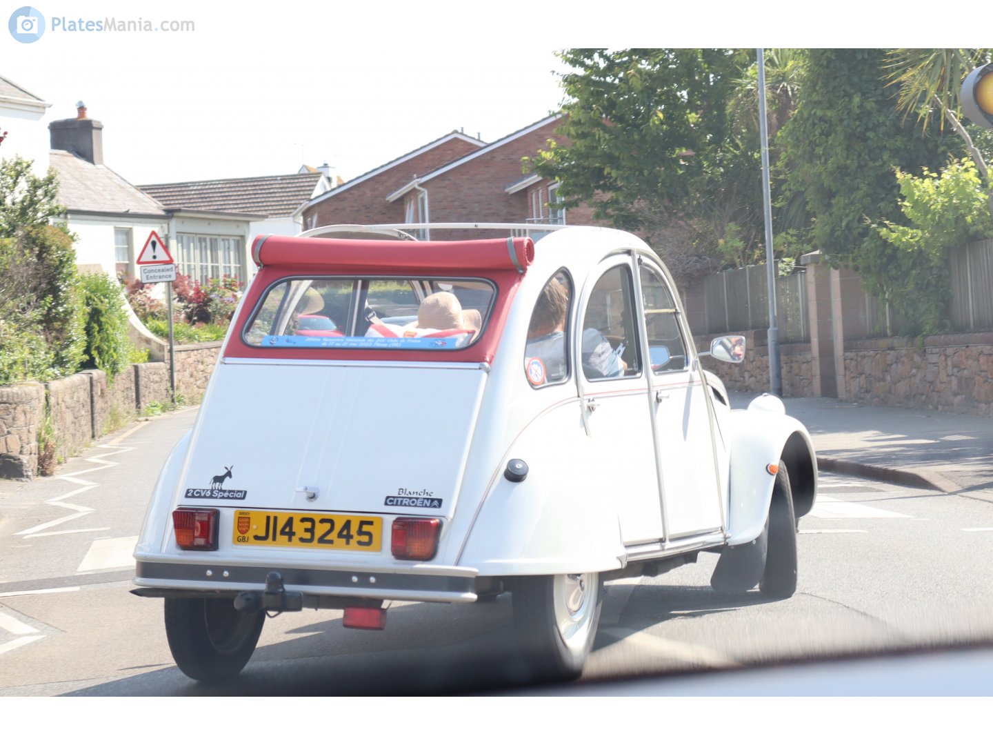 J143245, Citroёn 2CV 