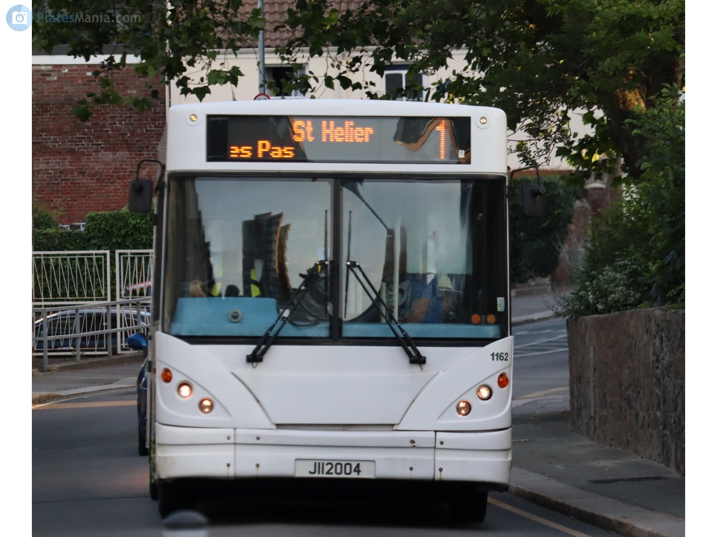 J112004, Caetano 