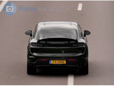 FX 1988, Porsche Macan