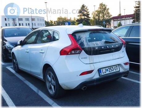 LJ 253-UT, Volvo V40
