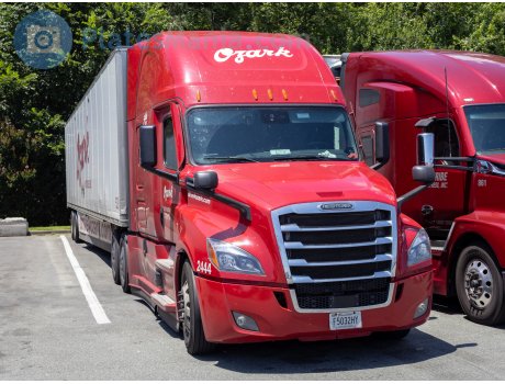 F5032HY, Freightliner Cascadia