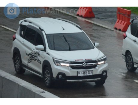 B 1385 DZH, Suzuki XL7