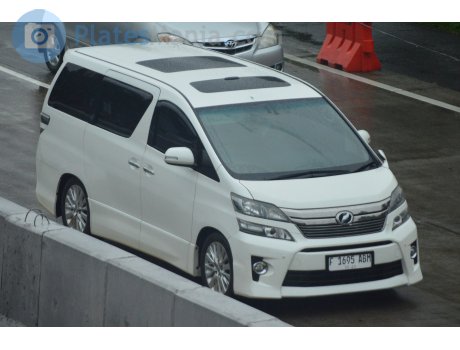 F 1695 ABM, Toyota Vellfire