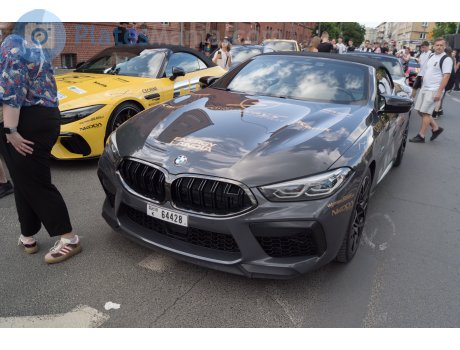 K 64428, BMW M8