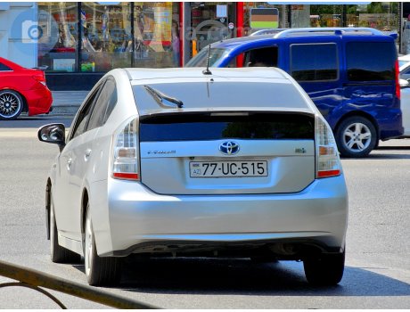 77 UC 515, Toyota Prius