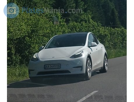 AA 5499 YB, Tesla Model Y