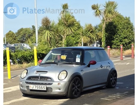 J75565, MINI Hatch