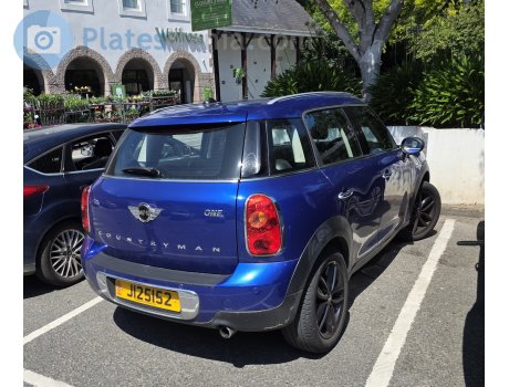 J125152, MINI Countryman