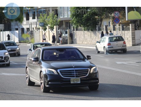 F42-VST, Mercedes-Benz S-Klasse