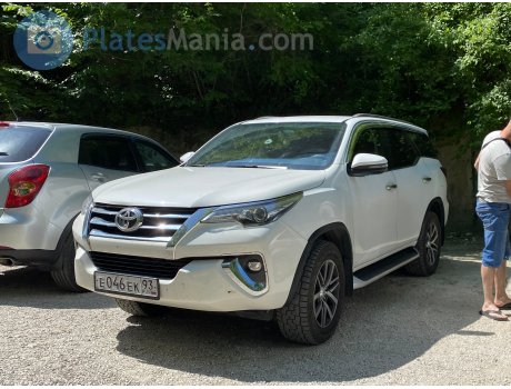 е046ек93, Toyota Fortuner