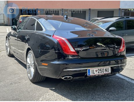 IL 250 NU, Jaguar XJ