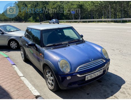 е167ех763, MINI Hatch