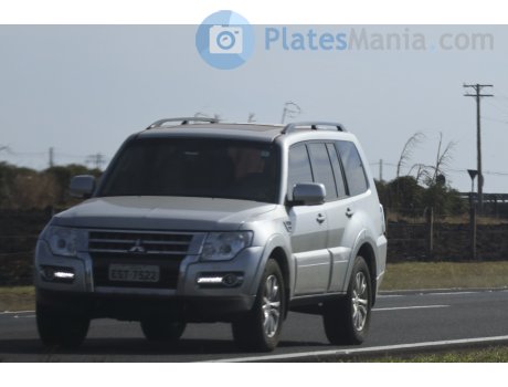 EST-7522, Mitsubishi Pajero