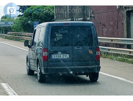 3166 DYL, Ford Tourneo Connect