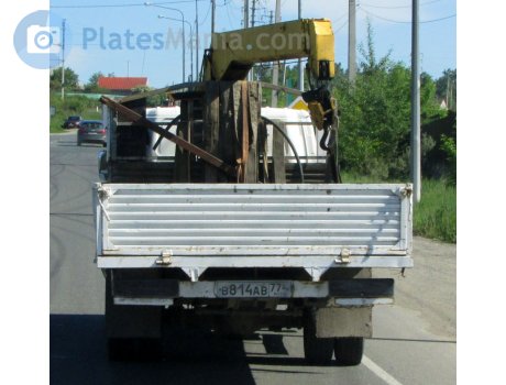 в814ав774, Isuzu N-Series