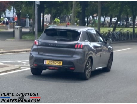 J106258, Peugeot 208