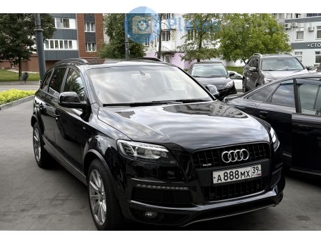 а888мх39, Audi Q7