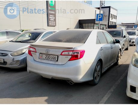 02 200 OQQ, Toyota Camry