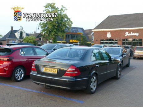 39-RB-ZJ, Mercedes-Benz E-Klasse