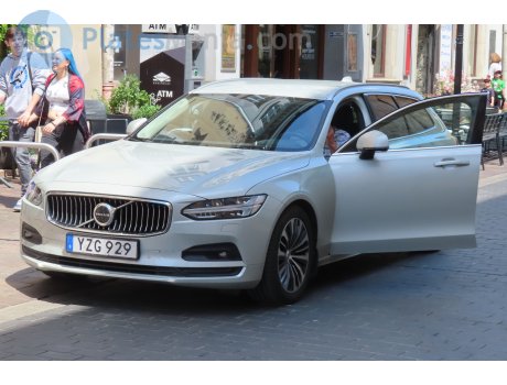 YZG 929, Volvo V90