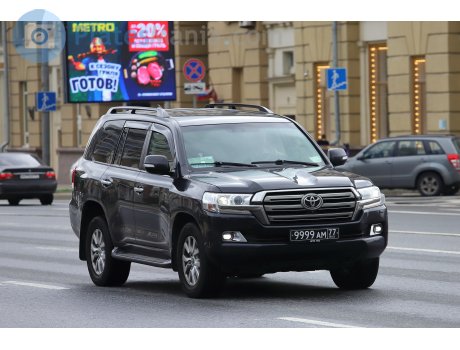 9999 ам 77, Toyota Land Cruiser