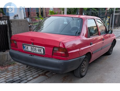 SK 808-HK, Ford Escort