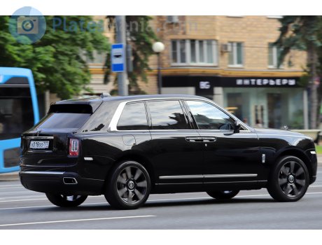 х018оо777, Rolls-Royce Cullinan