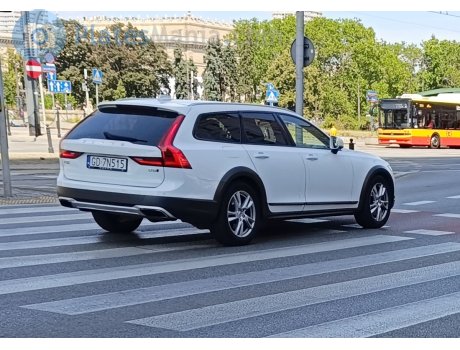 GD 7N515, Volvo V90