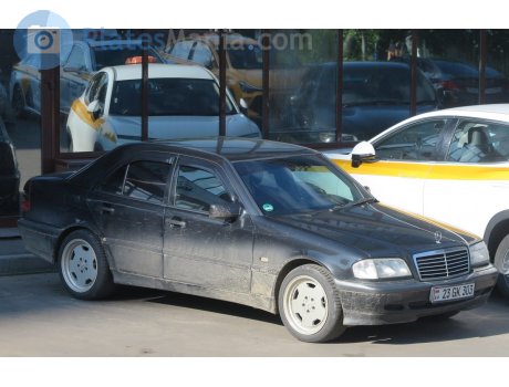 23 GK 303, Mercedes-Benz C-Klasse