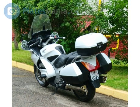 1786 ао 32, Honda ST Series