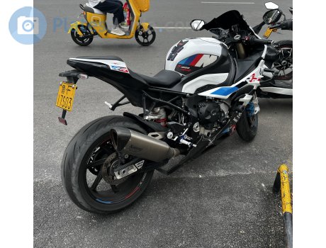 鲁F·17S03, BMW S Series