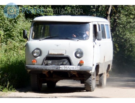 с944нв29, UAZ 452