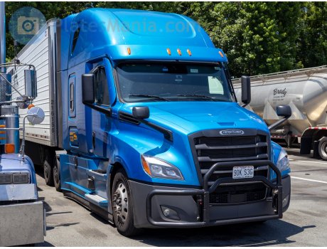 90K S3G, Freightliner Cascadia