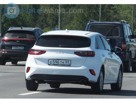 е596тк69, Kia Ceed