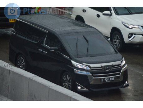 B 919 MHR, Toyota Vellfire